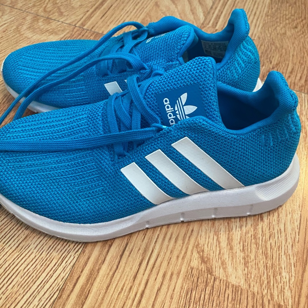 Adidas cloud form swift run real size 4